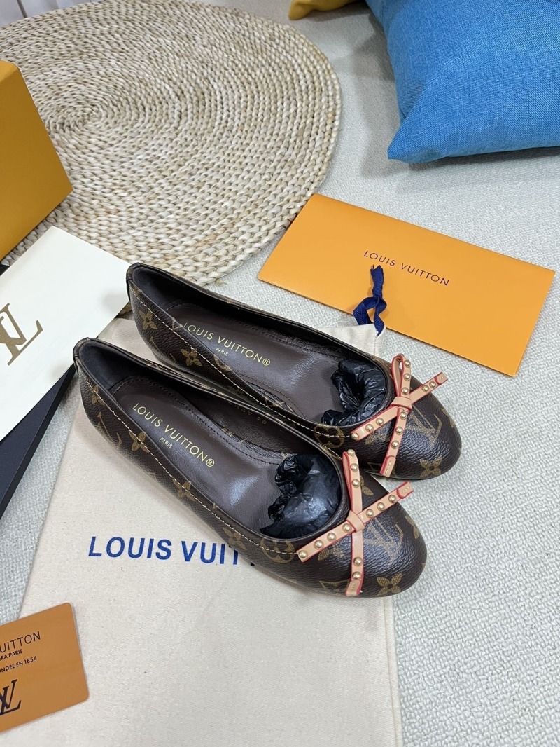 LV flat shoes